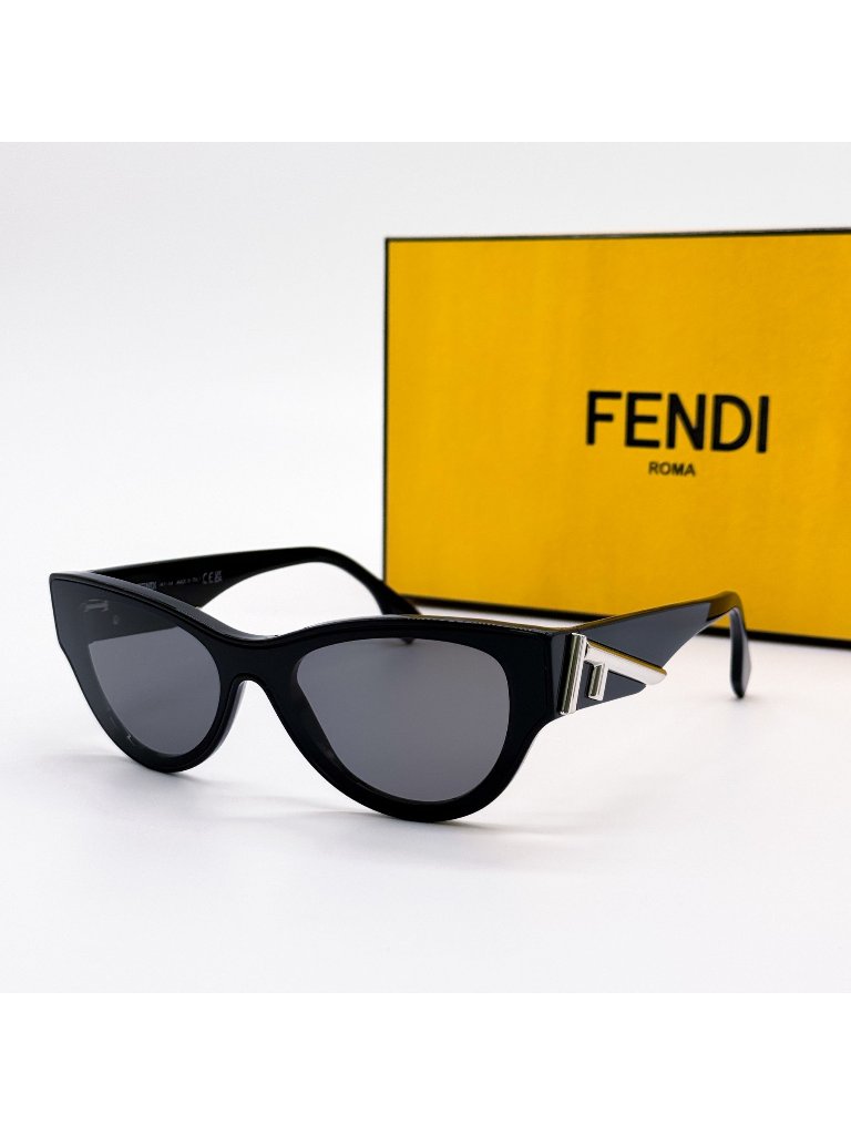 New Fendi Sunglasses Fe40135i 01a Black Women Eyewear